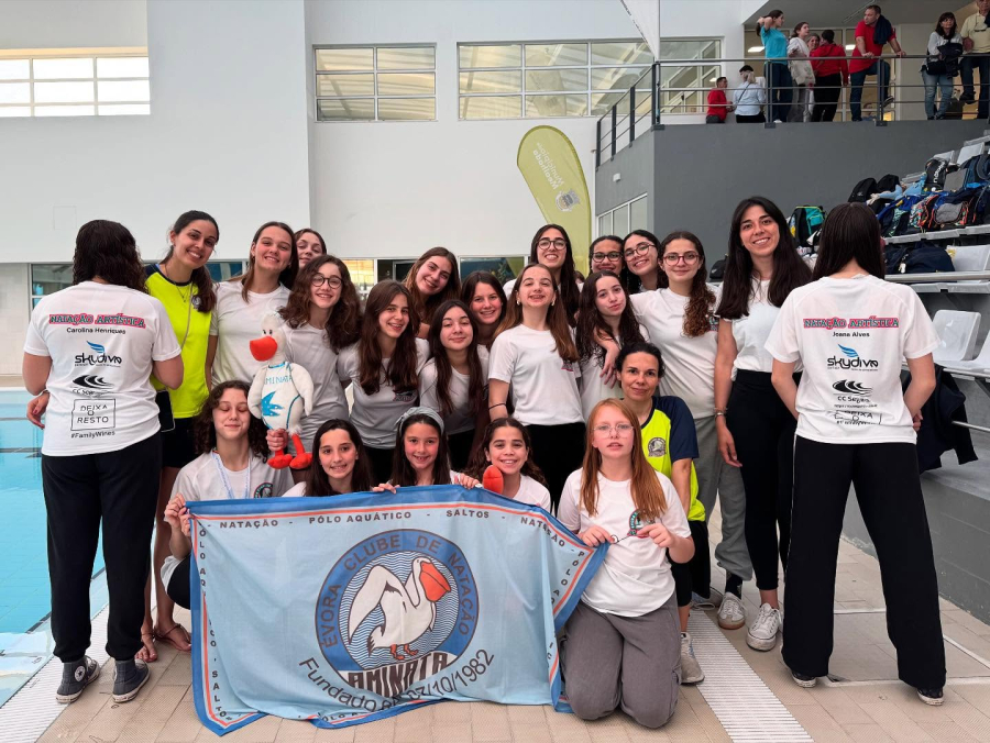 Aminata participou no Campeonato Nacional de Natação Artística